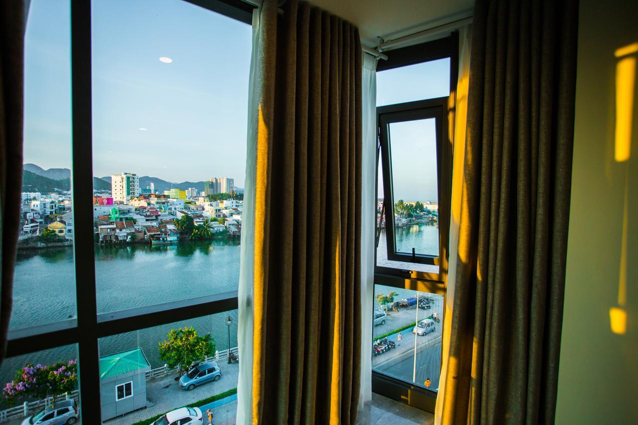 Hôtel Moonlight Bay à Nha Trang Extérieur photo